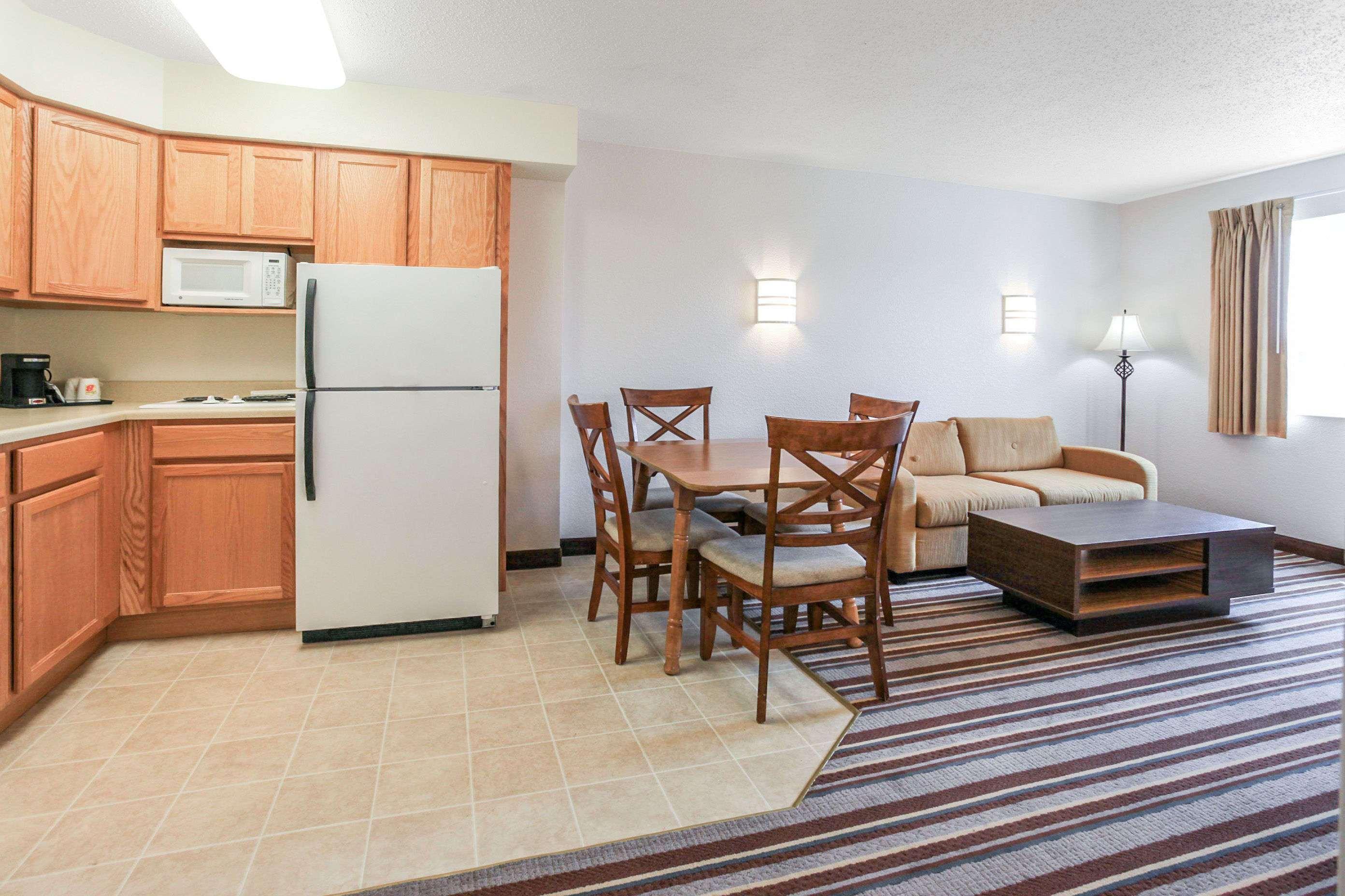 Hotel Super 8 By Wyndham Sault Sainte Marie Esterno foto